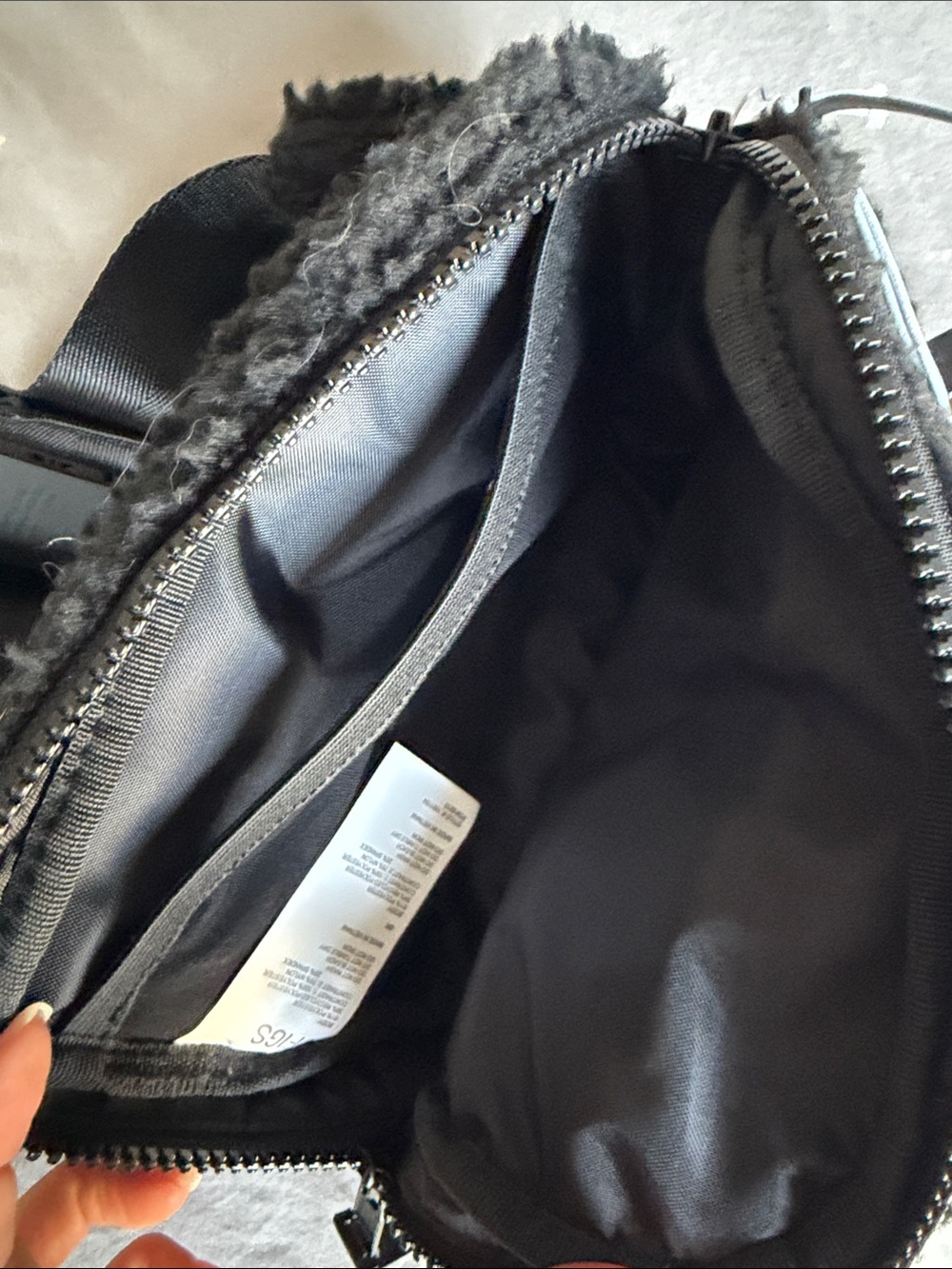 Figs Black Sherpa Bag - Picture 4 of 4